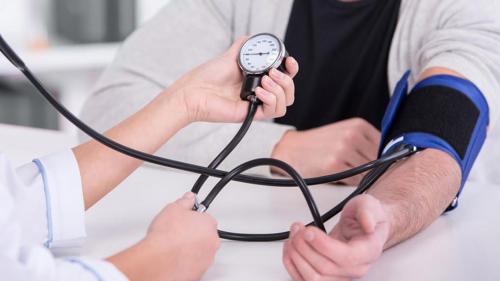 چرا باید فشار خونتان را کنترل کنید؟