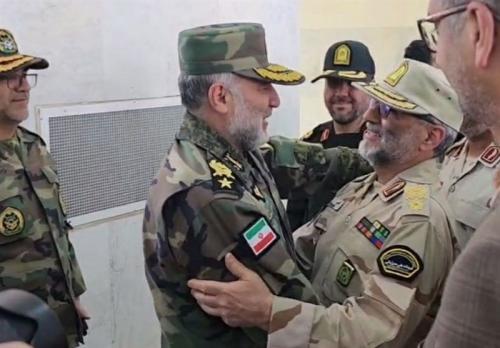 سفر ۲ فرمانده ارشد نظامی ایران به ‌سیستان‌ و بلوچستان‌/ هشدار به ‌همسایگان شرقی برای رعایت مقرارت مرزی 