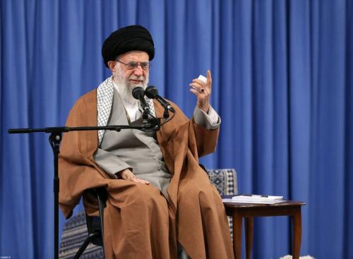  رهبر انقلاب: امام با هیچ فردی رودربایستی نداشت