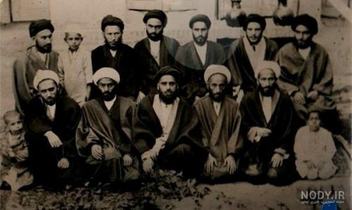 عکس قدیمی از امام خمینی و جمعی از مدرسین