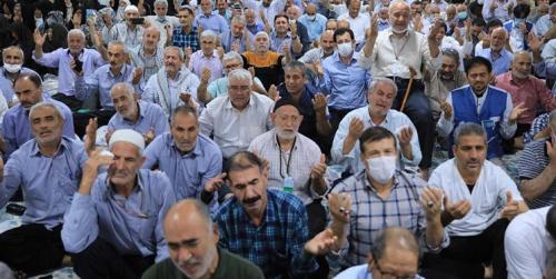 زائران ایرانی در مکه و مدینه دعای کمیل خواندند+ عکس