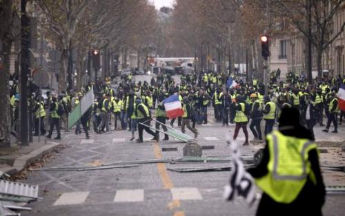 غارت فروشگاه‌های فرانسه در اعتراضات!