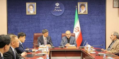  حسینی: ایران و چین با همکاری یکدیگر می‌توانند نظم نوینی را در جهان حاکم کنند 