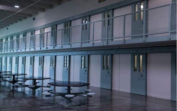 آزار جنسی چند زندانی زن در آمریکا