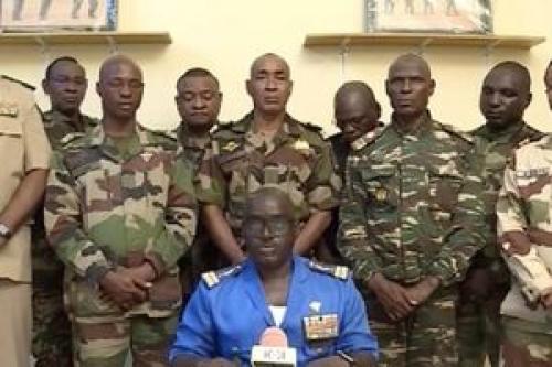 مداخله نظامی در نیجر تمام آفریقا را وارد جنگ می‌کند 