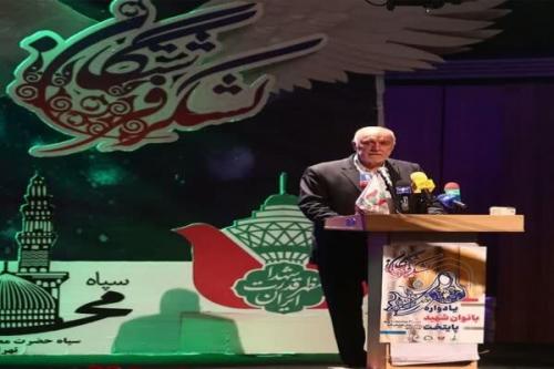 بانوان ایرانی تکیه‌گاه برای ترویج فرهنگ انقلاب هستند