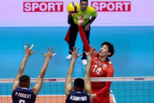  والیبال قهرمانی آسیا -ارومیه ژاپن به نیمه نهایی صعود کرد