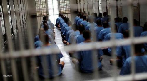 انتقال ۲۹۸ زندانی ایرانی به کشور