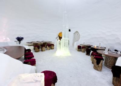 عکس/ هتل زیبای برفی در قطب شمال