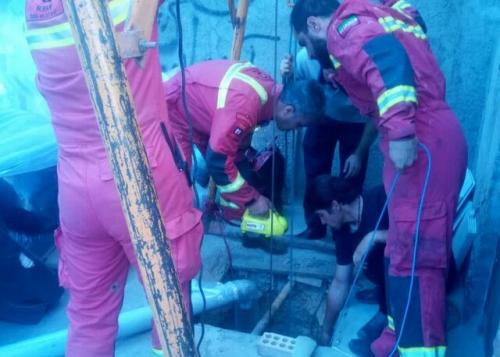  نجات کارگر جوان از عمق ۳۵ متری یک چاه