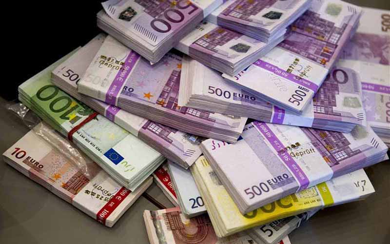 قیمت دلار و یورو سه‌شنبه ۴ مهر