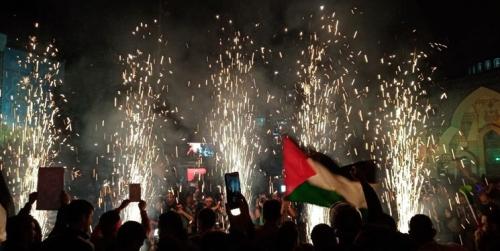  جشن مردم تهران در میدان فلسطین/فیلم