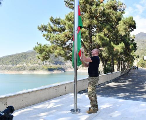 پرچم جمهوری آذربایجان در قره باغ برافراشته شد 