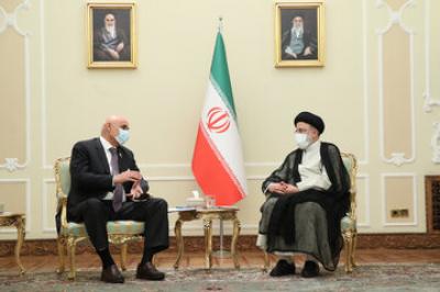 دیدار رییس مجلس تاجیکستان با رئیسی+عکس