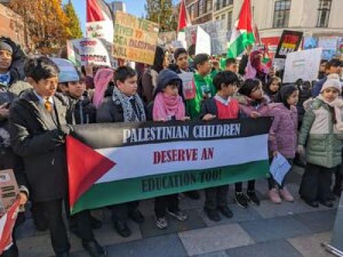  قیام دانش‌آموزان انگلیس در حمایت از آرمان فلسطین