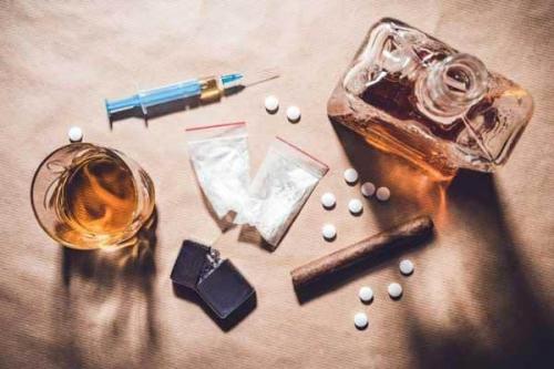 مواد مخدر در زمره سه تجارت پرسود جهان