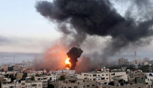 هواپیماهای اسرائیلی اطراف بیمارستان ناصر را بمباران کردند