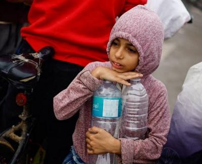  عکس/ کودکان فلسطینی در صف آب
