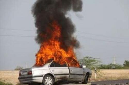 آتش‌سوزی خودرو حامل دانش‌ آموزان