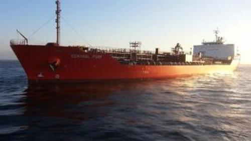  اسپوتنیک: آمریکا واردات نفت از روسیه را از سر گرفت