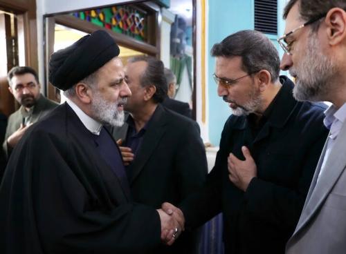  عکس/ حضور رئیسی در مراسم بزرگداشت شهدای حادثه تروریستی کرمان