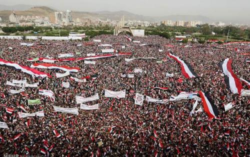 فیلم/تظاهرات گسترده یمنی‌ها در صنعا در حمایت از غزه