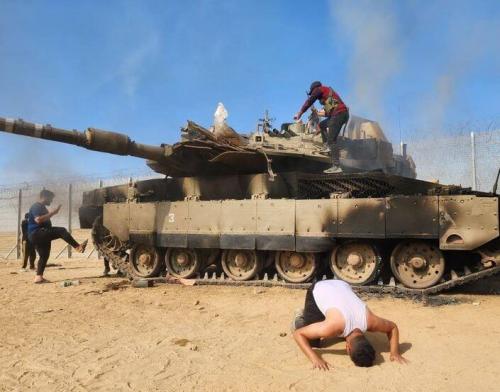 شلیک از اتاق خواب به تانک اسرائیلی