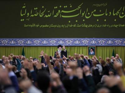 عکس/ دیدار اعضای ستاد کنگره ملی ۲۴۰۰۰ شهید تهران با رهبر 