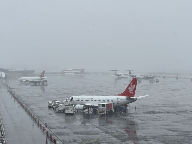 ابطال و تاخیر تعدادی از پروازهای فرودگاه مشهد به دلیل کاهش دید افقی