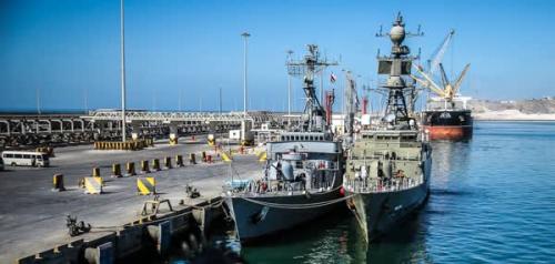 سه ناوگروه نیروی دریایی ارتش در ۳ بندر مختلف در آب‌های جهان پهلو گرفته اند