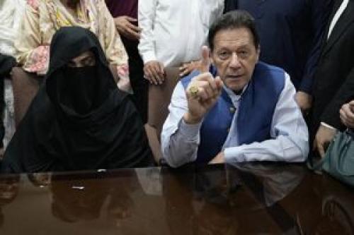  تعلیق حکم حبس نخست‌وزیر سابق پاکستان