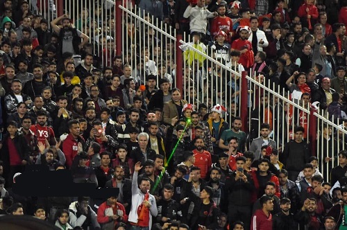 از ما به فوتبال‌دوستان نصیحت: دیگر برای تماشای بازی‌های بزرگ به استادیوم نروید!
