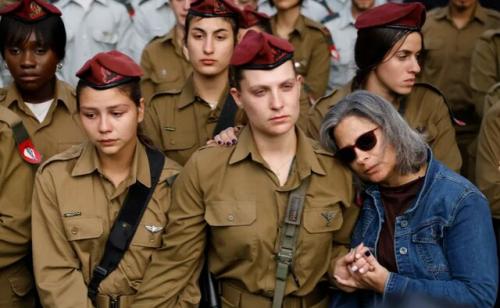 آحارونوت: سربازان زن ارتش اسرائیل از خدمت امتناع می‌کنند