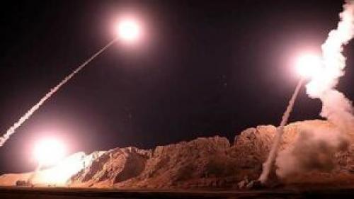 فیلم/ لحظه شلیک موشک‌های ایران به سمت سرزمین‌های اشغالی