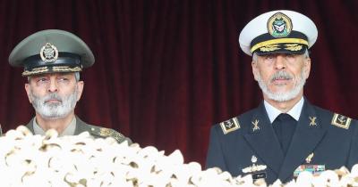 عکس/ رژه روز ارتش با حضور رئیس جمهور