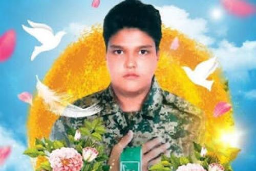 فیلم/ تدفین شهید ۱۳ سالۀ حادثۀ تروریستی کرمان