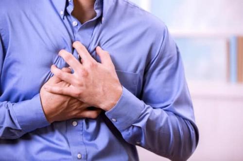 «درد قفسه سینه» نشانه چه بیماری است؟