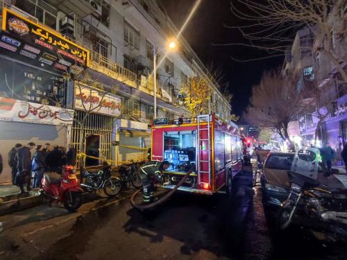 آتش‌سوزی در خیابان لاله‌زار تهران
