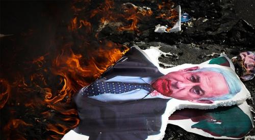 دست و پا زدن های نتانیاهو در سراشیبی سقوط/ دادگاه‌ لاهه در برابر فشار لابی صهیونیستی!