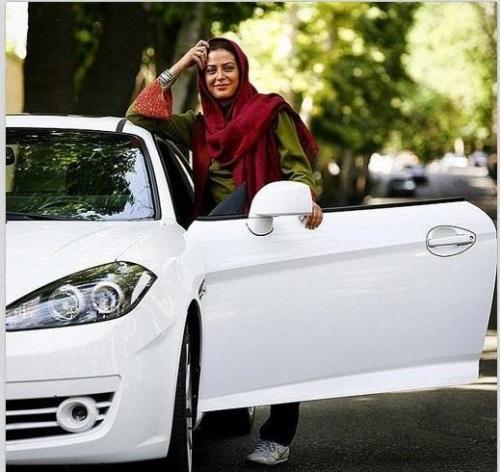 خودرو گرانقیمت بازیگر زن ایرانی+عکس
