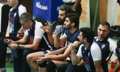 عکس/ دیدار تیم های والیبال پیکان و اردکان یزد در تورنمنت چهار جانبه جام زنده یاد رضا ابراهیمی