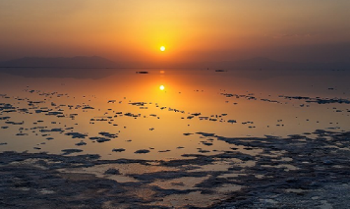 عکس/ مرگ تدریجی دریاچه ارومیه 
