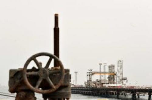 آغاز تولید نفت در پارس‌جنوبی توسط ایران