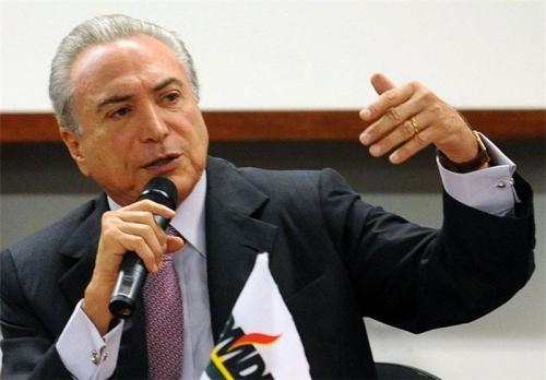  معترضان خواستار استعفای رئیس جمهور برزیل  شدند 