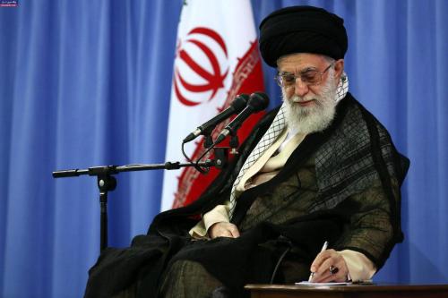 موافقت رهبر انقلاب اسلامی با اختصاص بخشی از زکات به وام قرض‌الحسنه