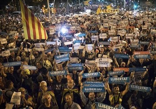 دولت اسپانیاقصدبرگزاری انتخابات درکاتالونیارادارد