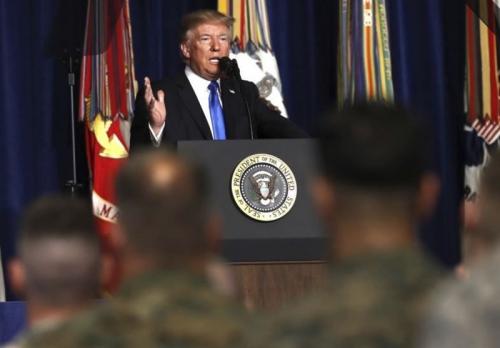  ترامپ از قریب‌الوقوع بودن خروج نیروهای آمریکایی از سوریه خبر داد؛ کاخ سفید رد کرد 