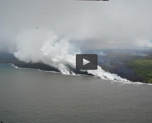 فیلم/ تلاقی آتشفشان هاوایی و اقیانوس آرام 