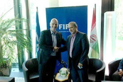  رئیس فیفا تاج را به فینال جام جهانی دعوت کرد