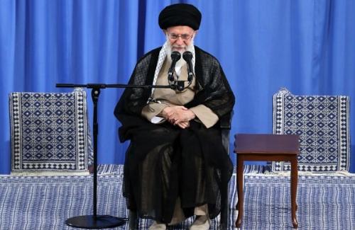 همه‌ مسلمانان نسبت به مکه و مدینه حق دارند/ فاجعه مسجدالحرام و منا فراموش شدنی نیست/ سیاست شیطانی آمریکا درباره فلسطین هرگز محقق نخواهد شد